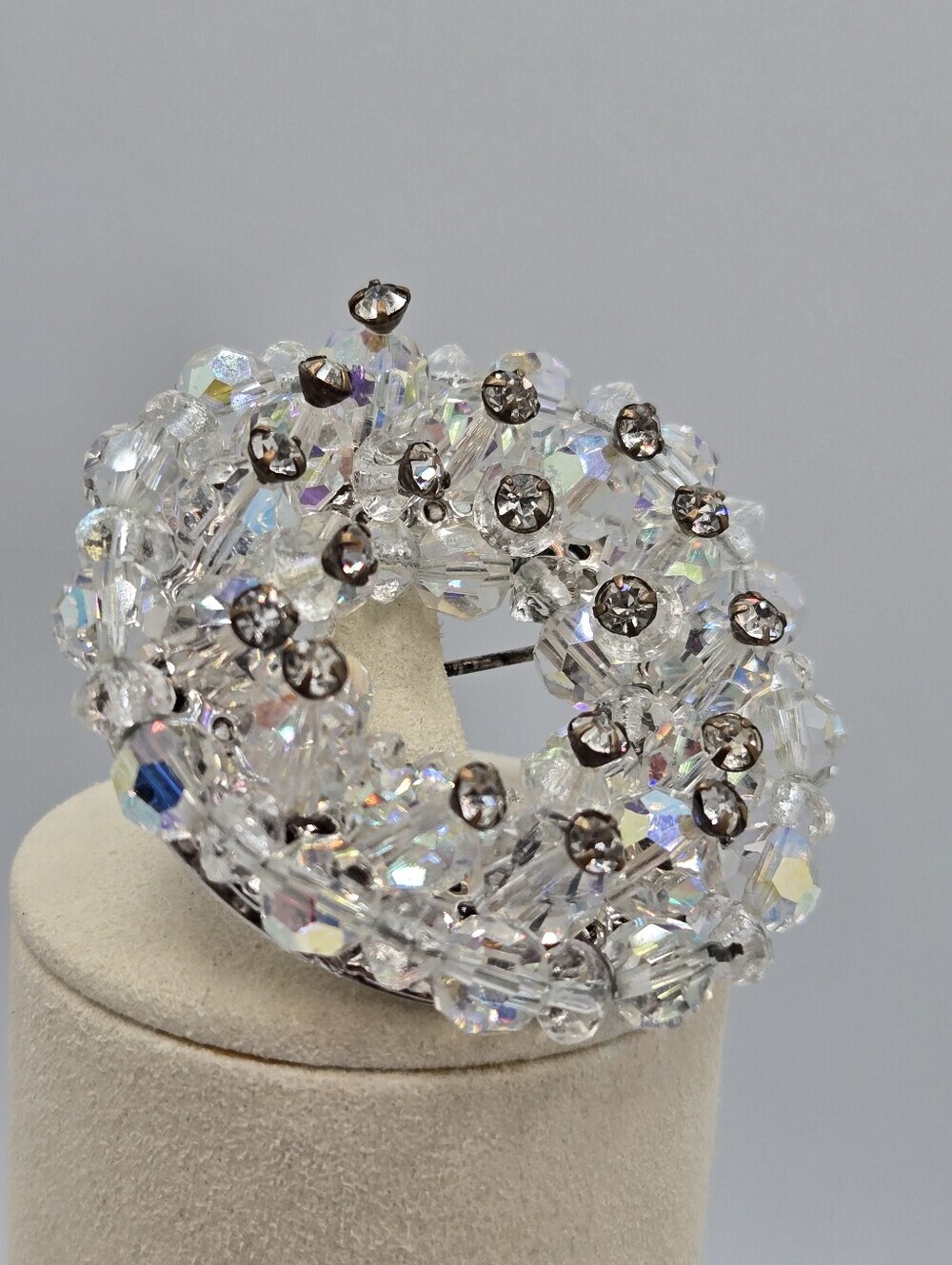 Vintage Aurora Borealis AB Crystal Beaded Cluster Brooch Filigree Pin 1.75"